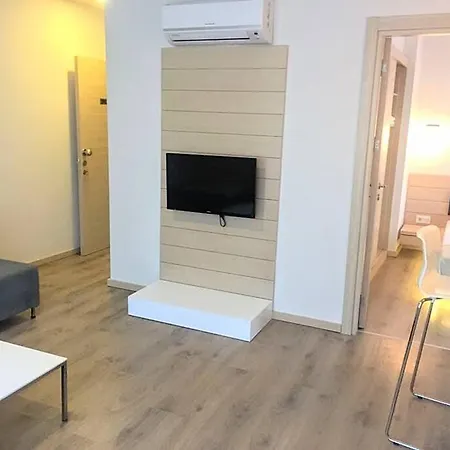 Holiday House 公寓